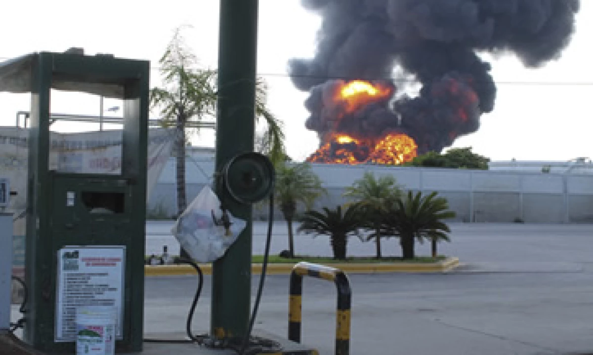 Se prevé que la refinería opere al 100% más tarde este jueves. (Foto: Cuartoscuro)