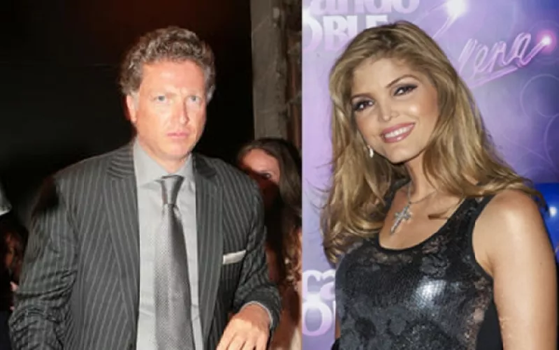 Tras los rumores de una posible relación amorosa, se comprueba que el empresario y la cantante tienen algo más que una simple amistad.