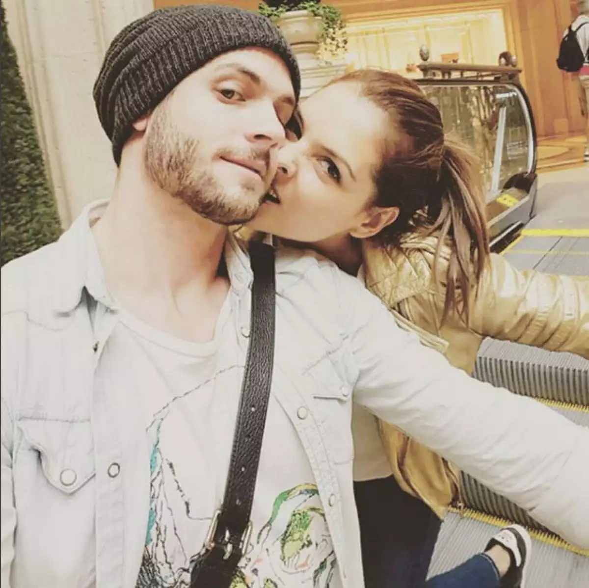 Esto inició a unos meses que se diera a conocer la ruptura entre Horacio y Grettell Valdez.