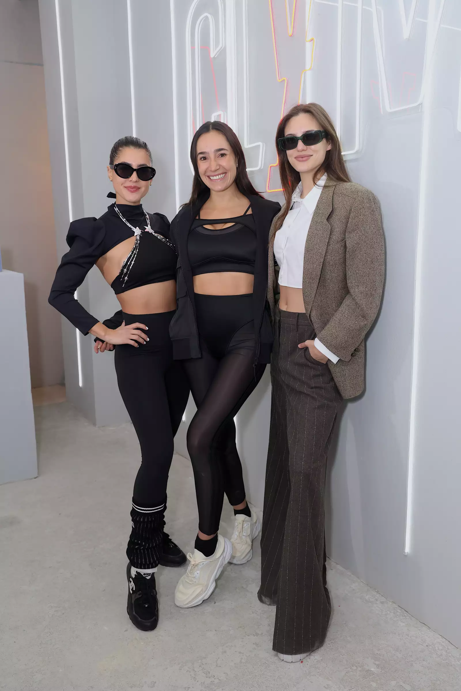 Pam Allier, Paola Zurita y Maca Achaga