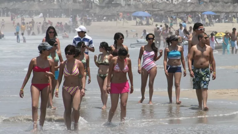 Playa Zihuatanejo Contaminada