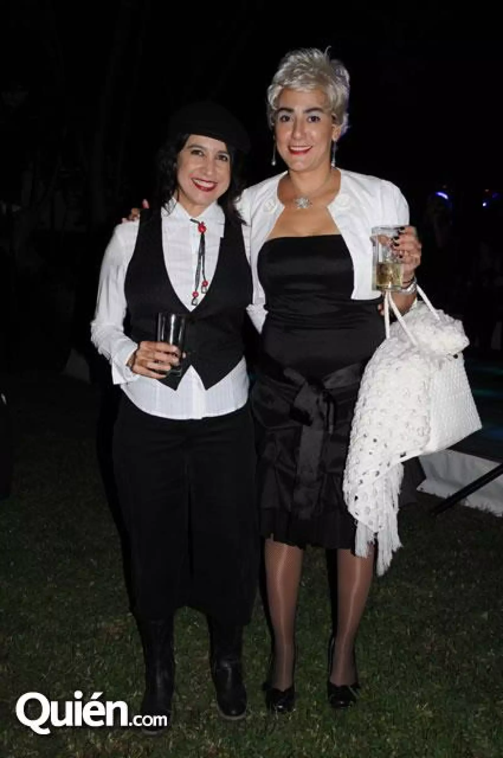 Cumple en blanco y negro