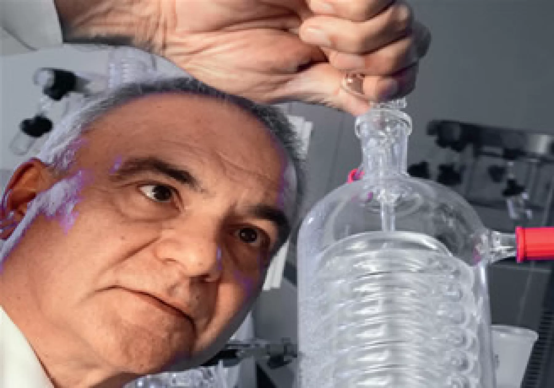 La empresa tiene dos centros de distribución en el Estado de México que trabajan al límite. En 2011 abrirá uno más. (Foto: Especial)