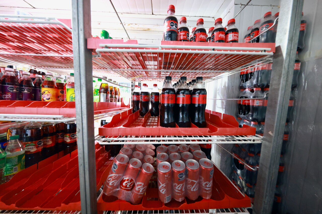 Tenderos prevén menor dinamismo por ajustes al IEPS en bebidas y cigarros
