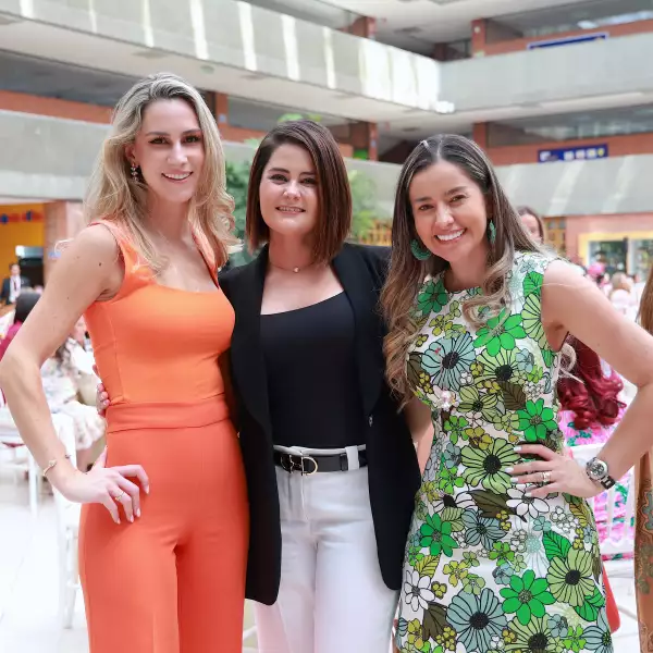  Maris Costales, Fer Malo y Zaida Valle 