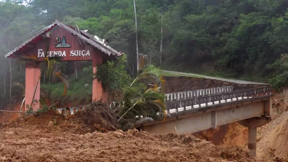 rio-más muertos