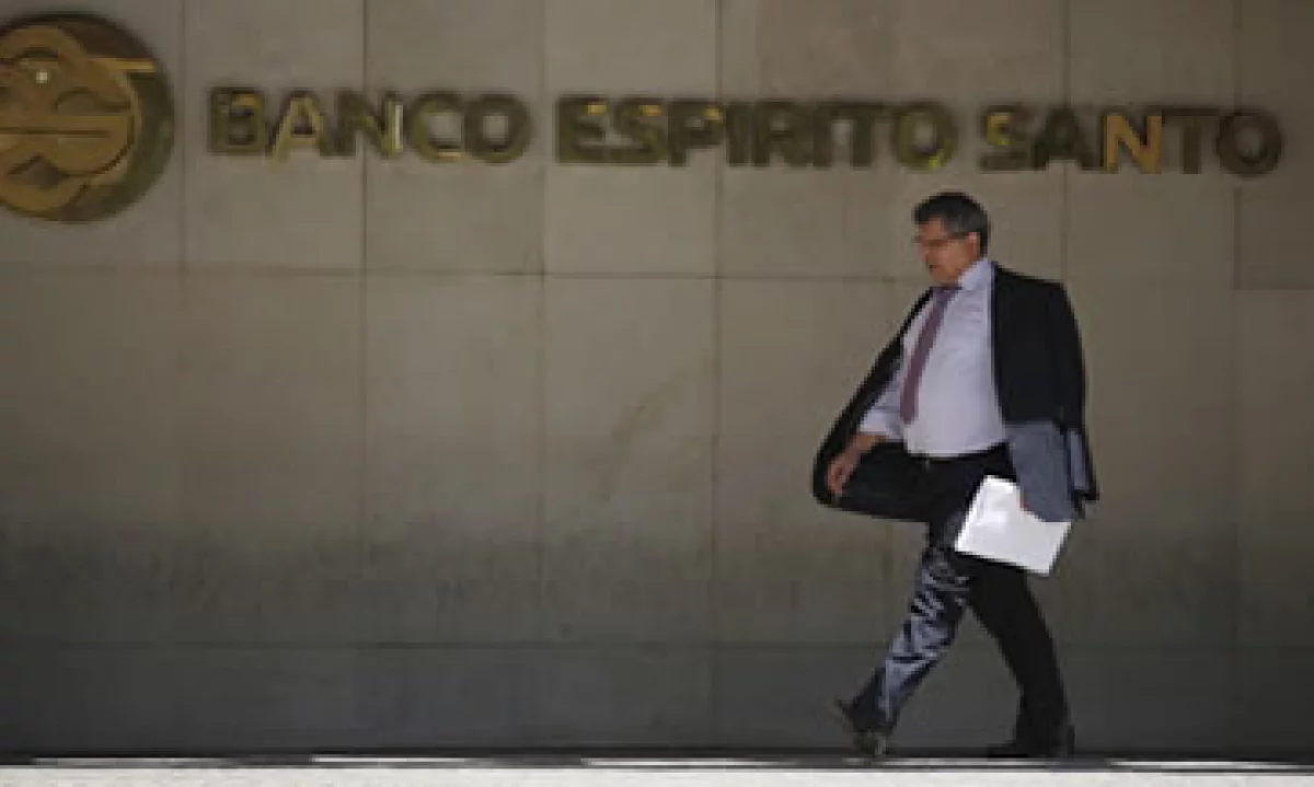 El ruido alrededor del banco ahogó el optimismo por las minutas de la última reunión de la Fed. (Foto: Reuters)