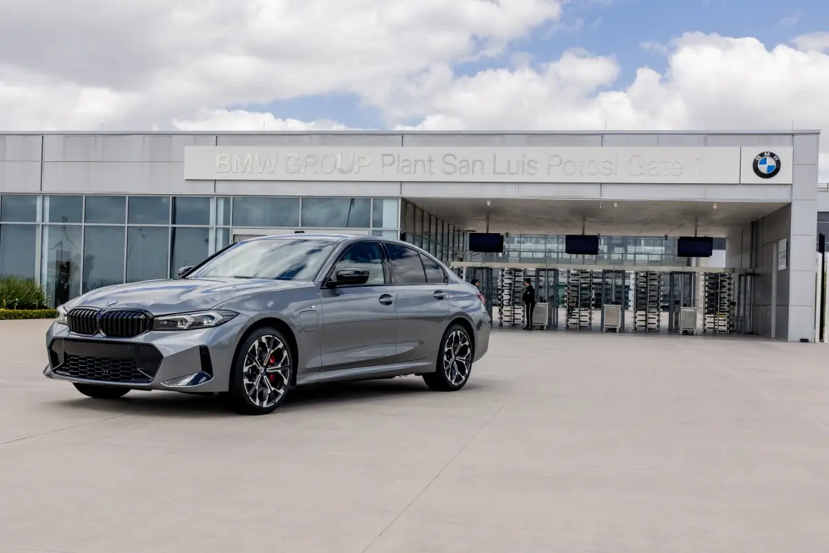 bmw-330e-50-jahre-edition-mexico