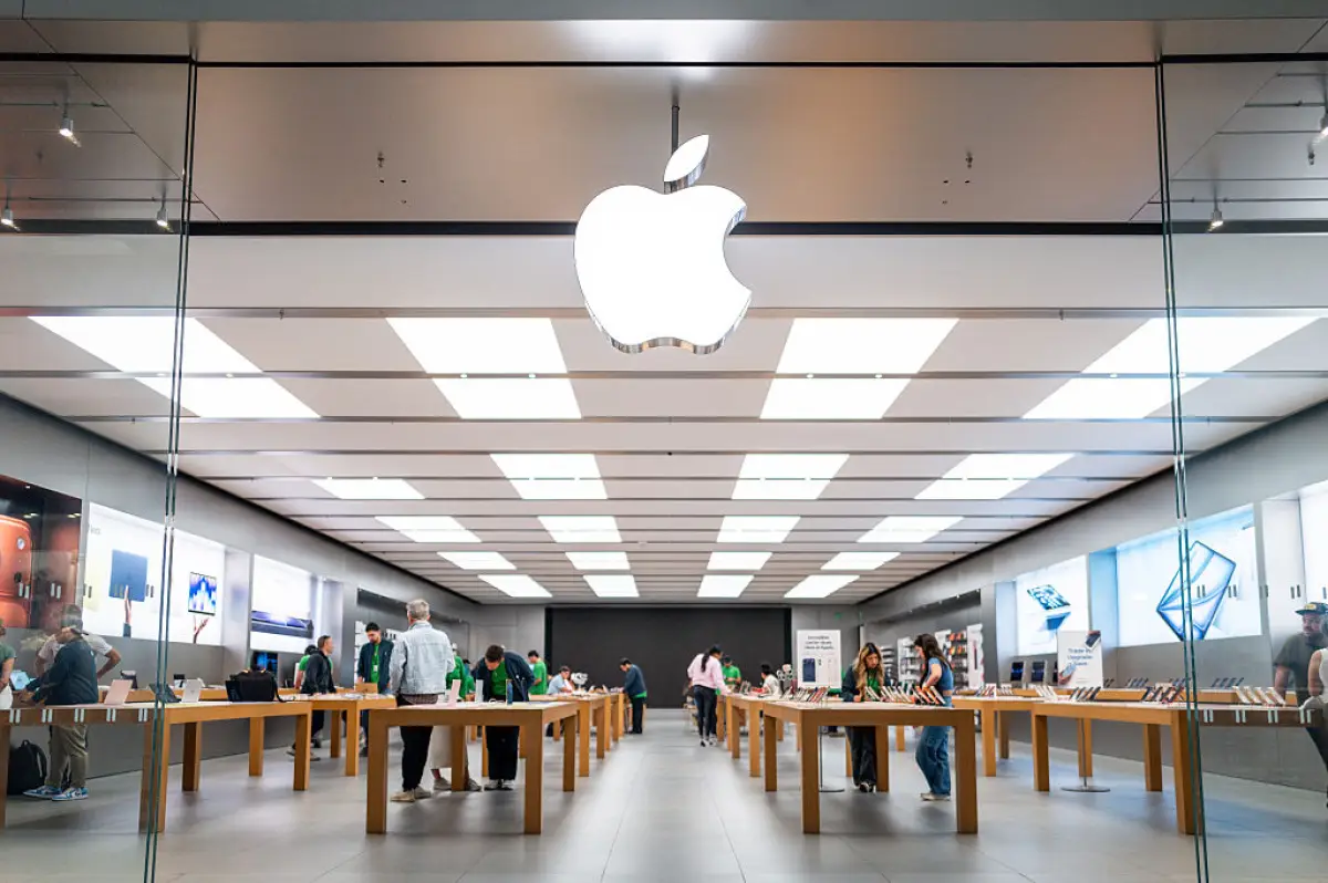 demanda apple openai