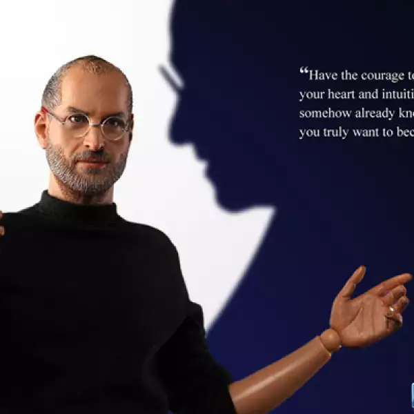 La compañía Inicons diseñó una figura de Steve Jobs, fundador de Apple, la cual estará a la venta por 99 dólares.