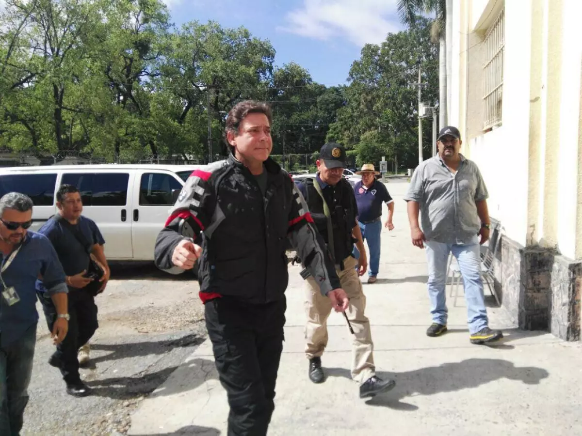 Eugenio Hernández Flores