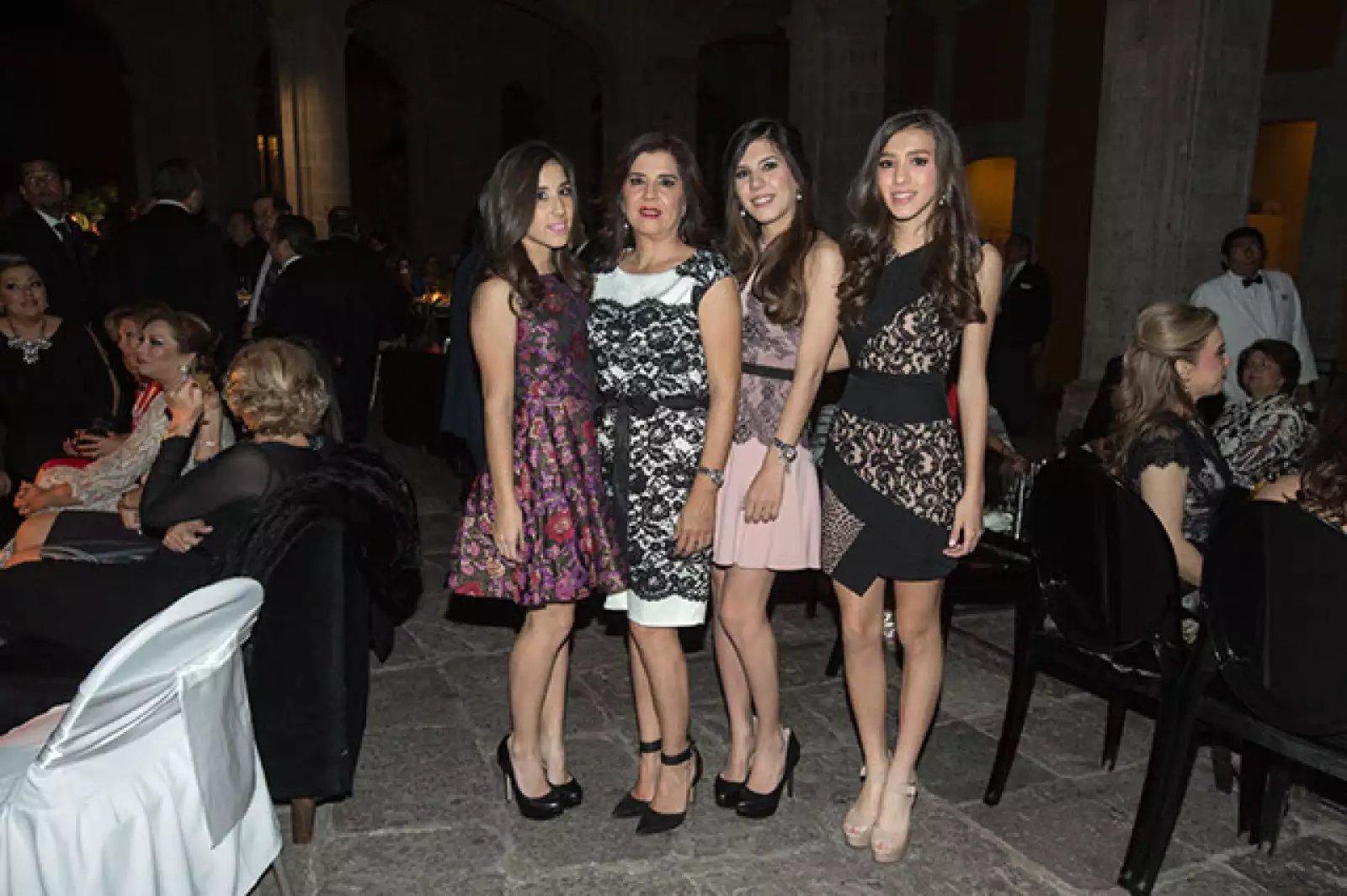 Monica Longoria,Elsa Ramírez,Marcela Longoria,Montserrat Longoria