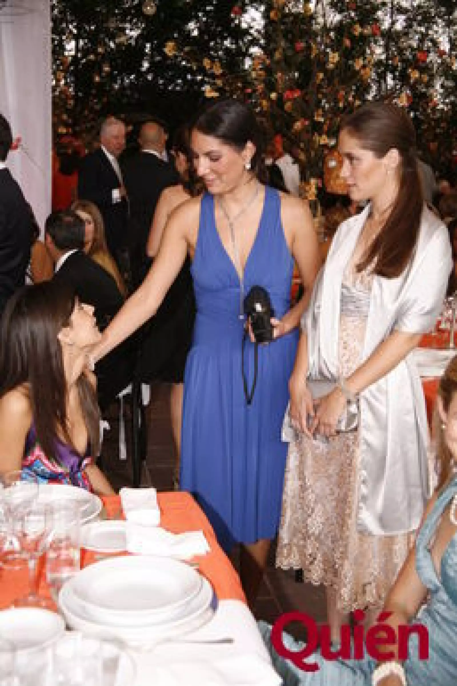 Xinena de Icaza, Marcela Ruenes, María Balmori