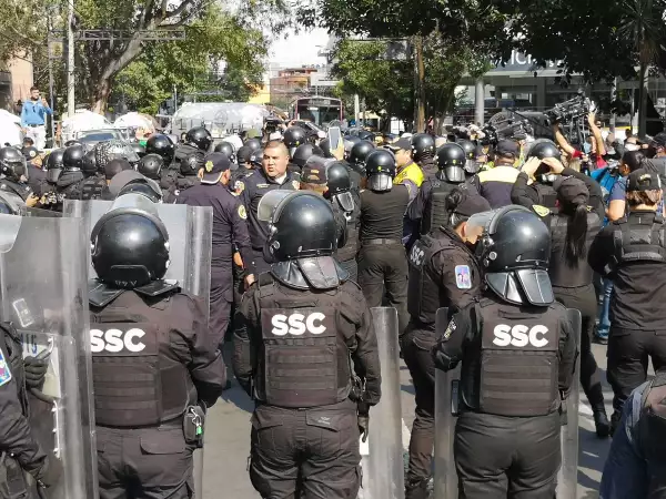 policias-protesta-gaseros-sener-.jpeg