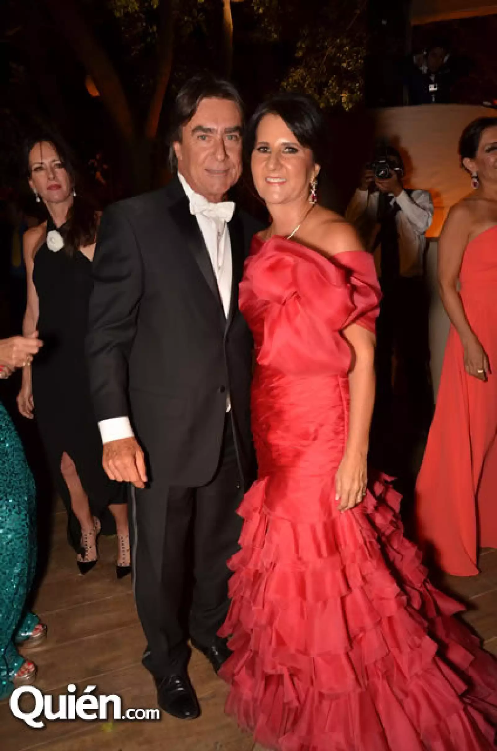 Carlos Mora,Melin Godinez.