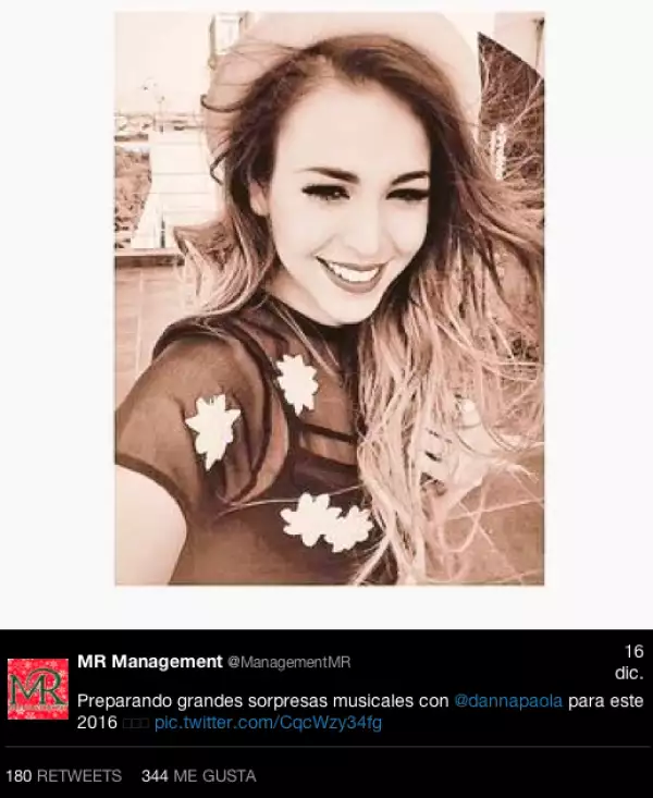 Su agencia de managment también dio la noticia en Twitter.