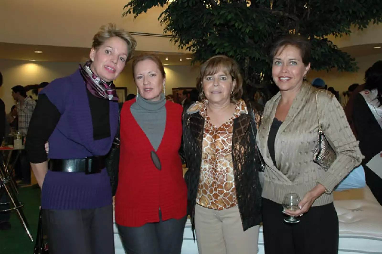 Presentación colchón Selther Lorena Ochoa