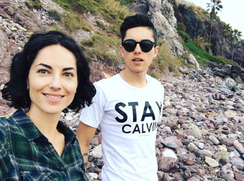 Bárbara Mori aparece en esta imagen con su hijo Sergio Mayer Mori.