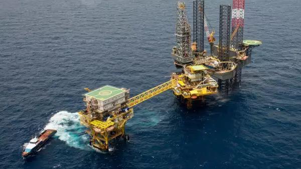 ¿Pemex ayudó o perjudicó? Los ingresos petroleros van por su mejor aportación en seis años