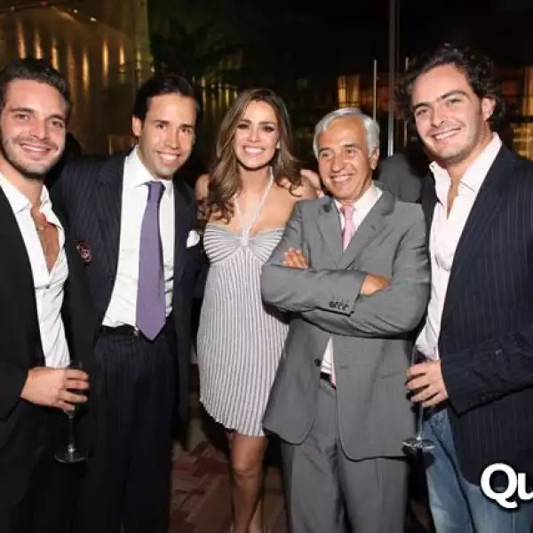 Diego Cuaik,Bernardo Martínez,Luz Elena González,Gerardo Martínez,Pepe Cuaik