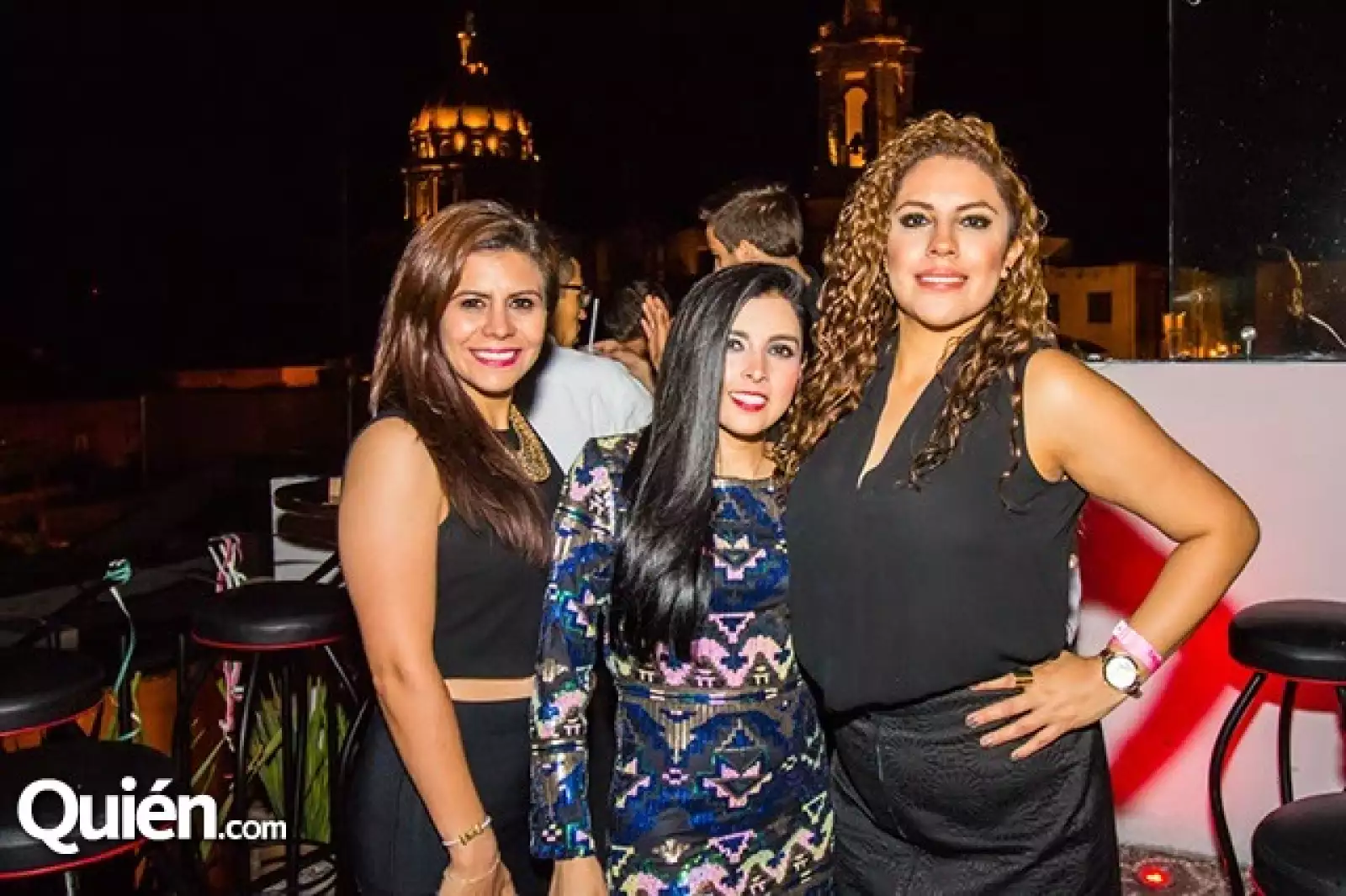 Michelle Espinoza,Mary Ballesteros y Erika Martín del Campo