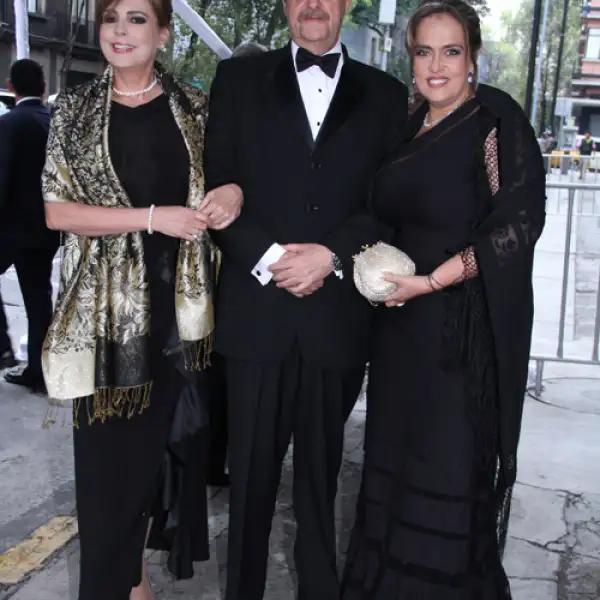 Adriana Orozco, Efrain Orozco, Ana Karina Orozco.