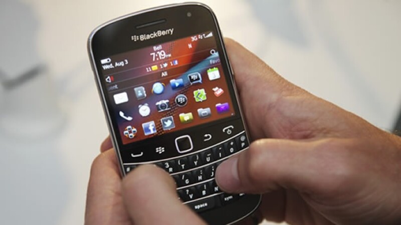 blackberry smartphone celular