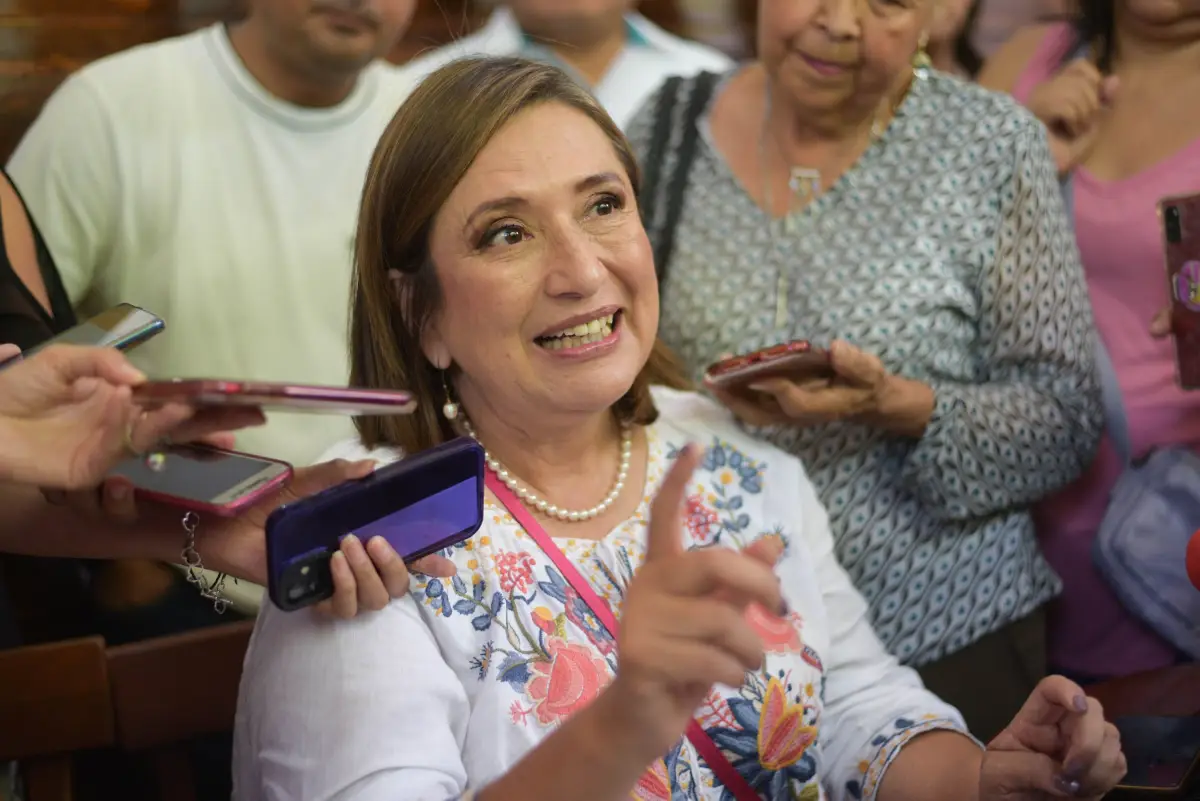 xochitl-galvez-corcholatas
