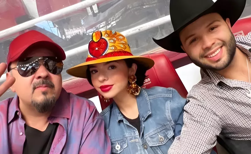 Pepe, Ángela y Leonardo Aguilar