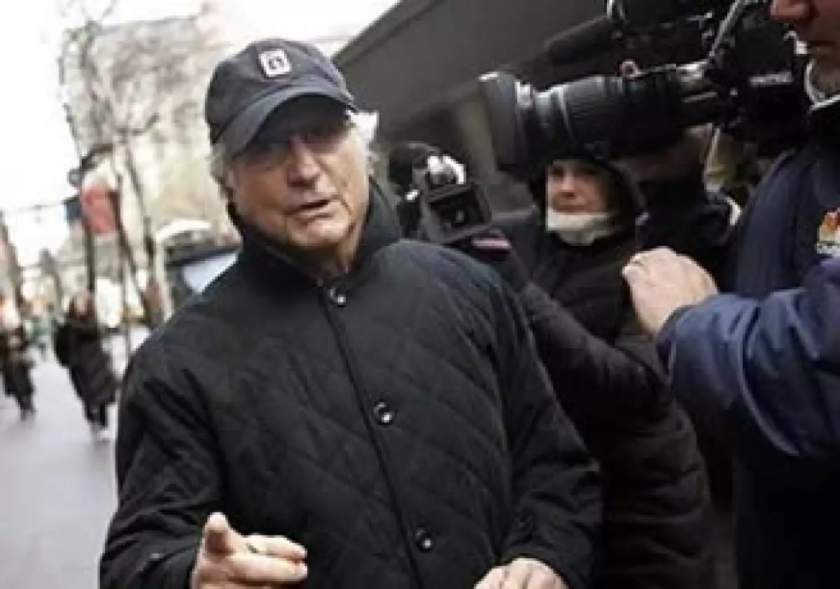 Madoff robaba dinero a sus inversionistas mientras afirmaba que lo invertía en los mercados. (Foto: Reuters)