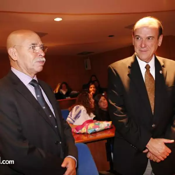 José Reveles,Oscar Martínez