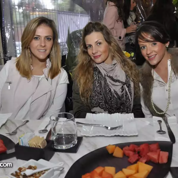 Antonina Jourdan,Paulina Barroso y Andrea Barroso