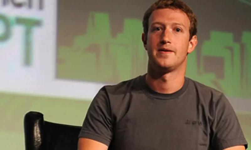 Mark Zuckerberg ha dicho que busca proporcionar acceso a Internet a cada persona del mundo. (Foto: Getty Images)