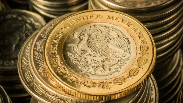Peso mexicano hoy, 26 de febrero: se deprecia por nuevos planes de aranceles de Trump