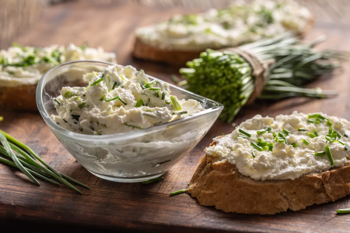 Homemade cream cheese dip
