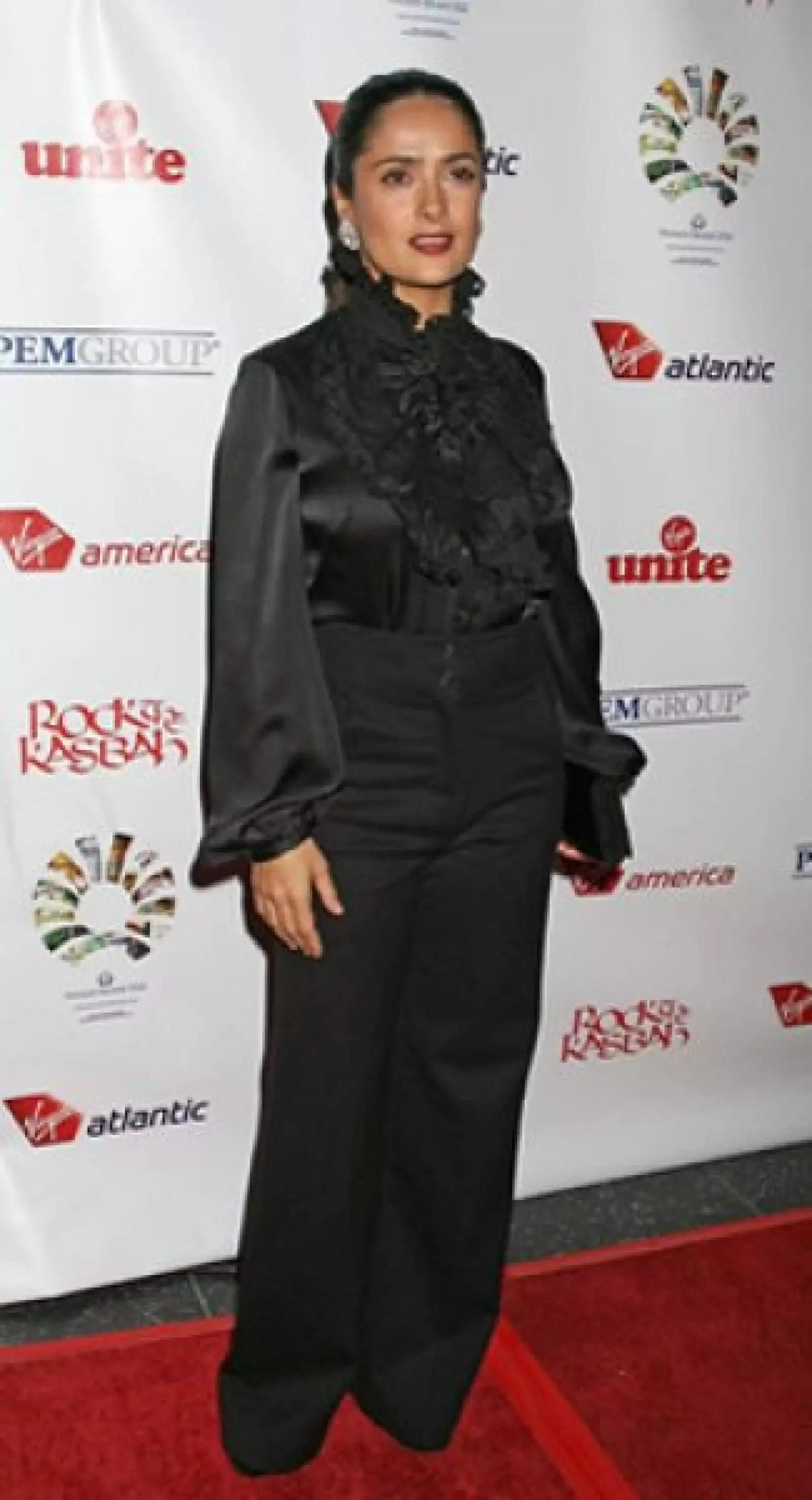 En octubre acudió a la gala Rock the Kasbah en el Hotel Hollywood Roosevelt de California.