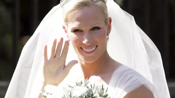 Zara Phillips Marries Mike Tindall In Edinburgh