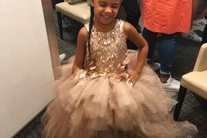 Beyoncé no dudó en presumir a su pequeña y su princess look.