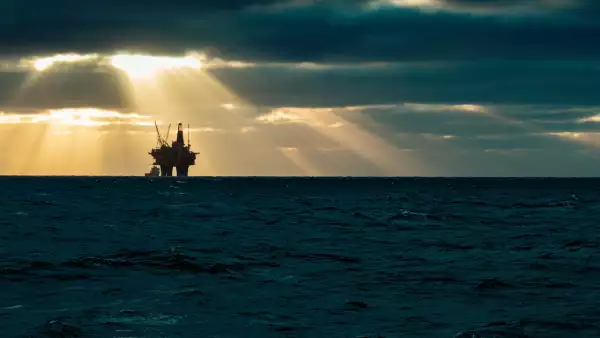 El gobierno baja sus metas de producción de petróleo