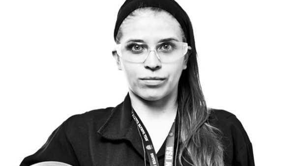 RETRATO, AXALTA, Leslie Karina �lvarez Reyes, Ingeniero de COntrol de Calidad, 3 a�os en la empresa.