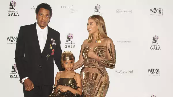 Blue Ivy Carter con sus papás