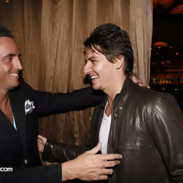 Beto Moheno,Bobby Domínguez