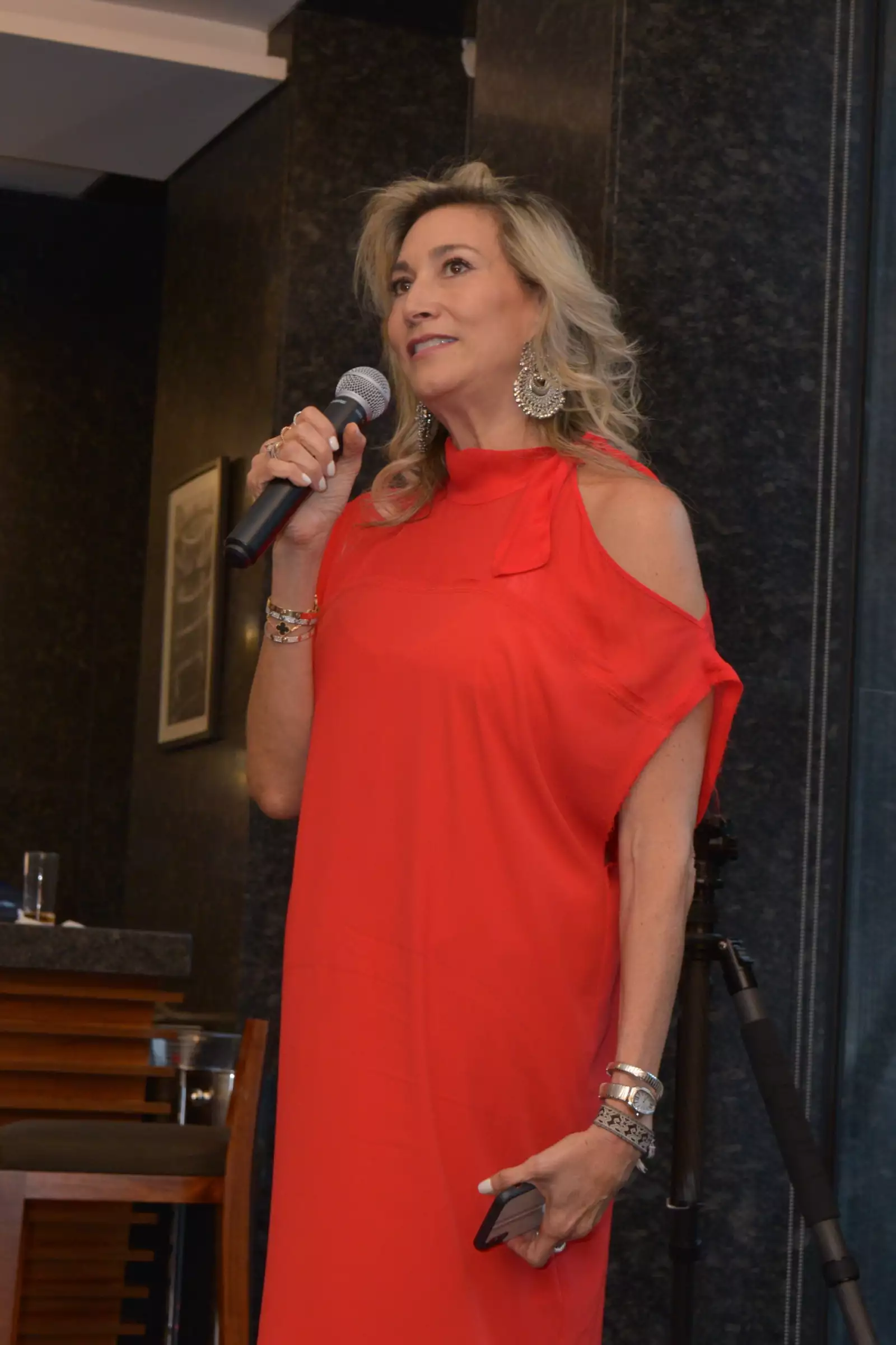 Compañia Saddy Abaunza