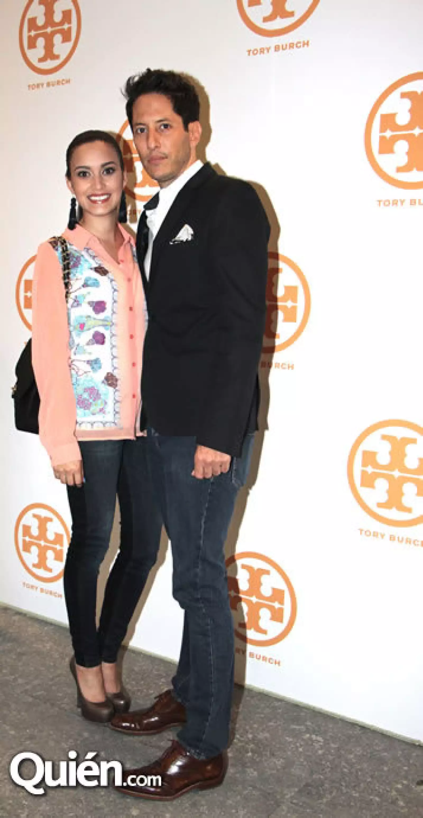 Paulina Florencia,Mauricio Cuevas