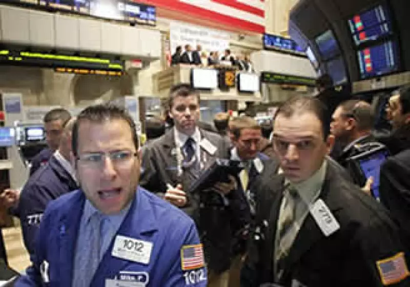 La Reserva Federal se dijo dispuesta a dar más estímulos para impulsar la recuperación de la economía en EU. (Foto: AP)