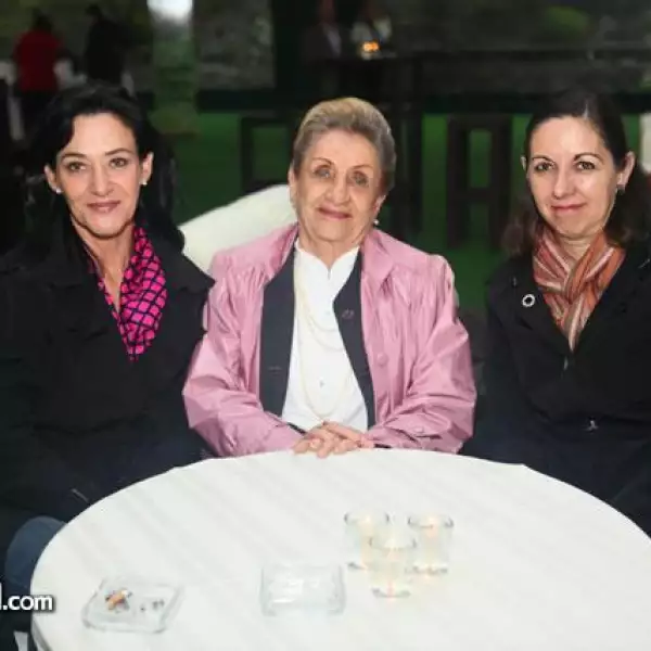 Genoveva Rioseco,Blanca,Adriana Recke