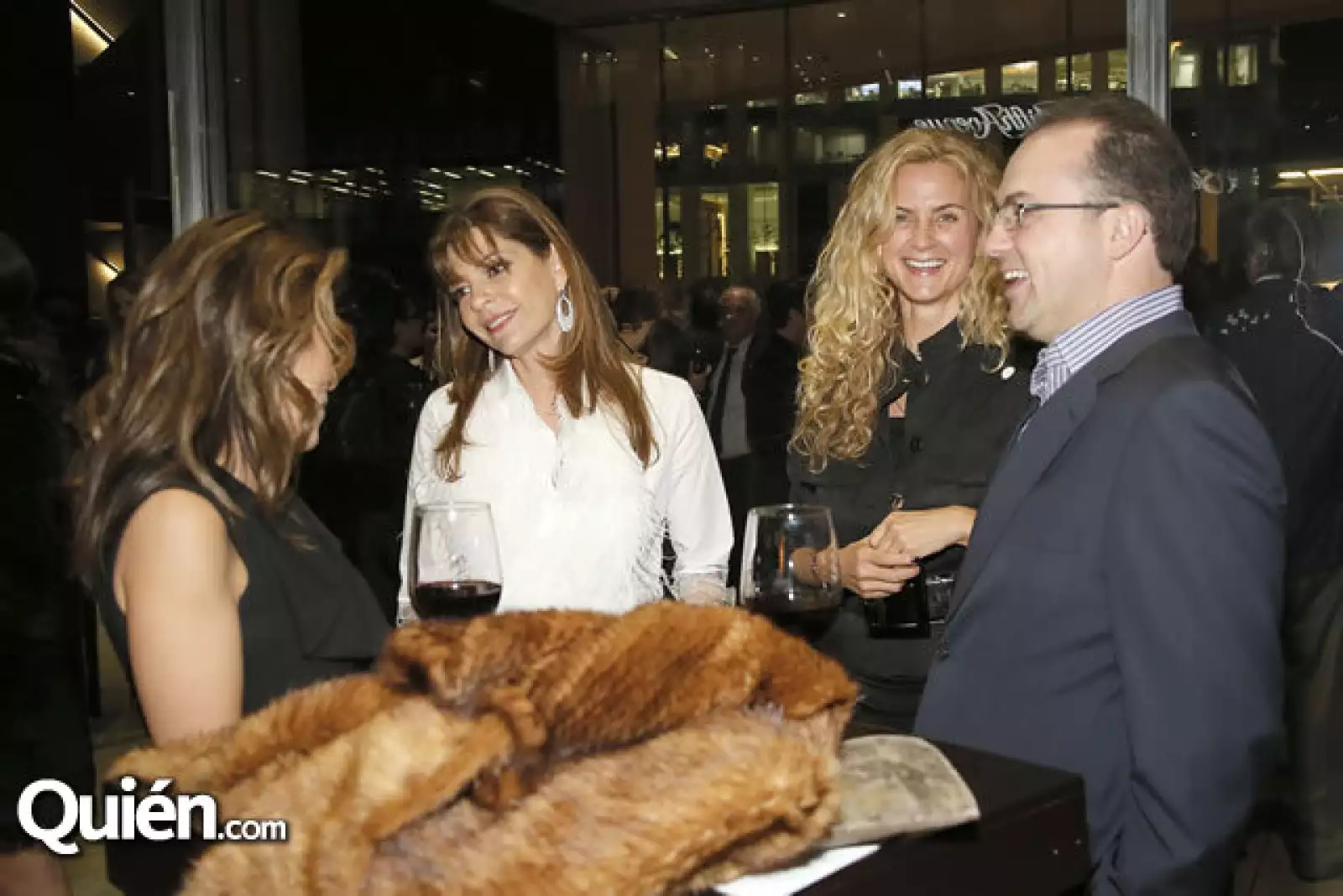 Regina del Pozo,Fernanda Suárez,Viviana Alcocer,Antonio Guerra