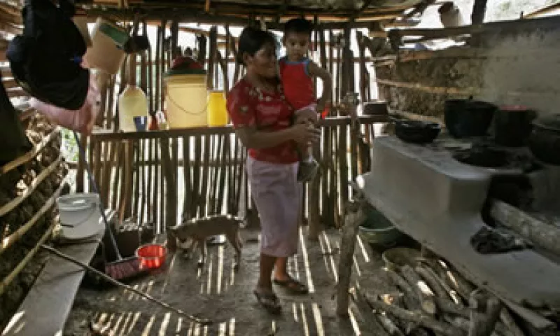 Paraguay, República Dominicana y Colombia tenían las mayores tasas de pobreza hasta el año pasado, sin embargo no hay datos diponibles para el 2012, según la CEPAL. (Foto: AP)