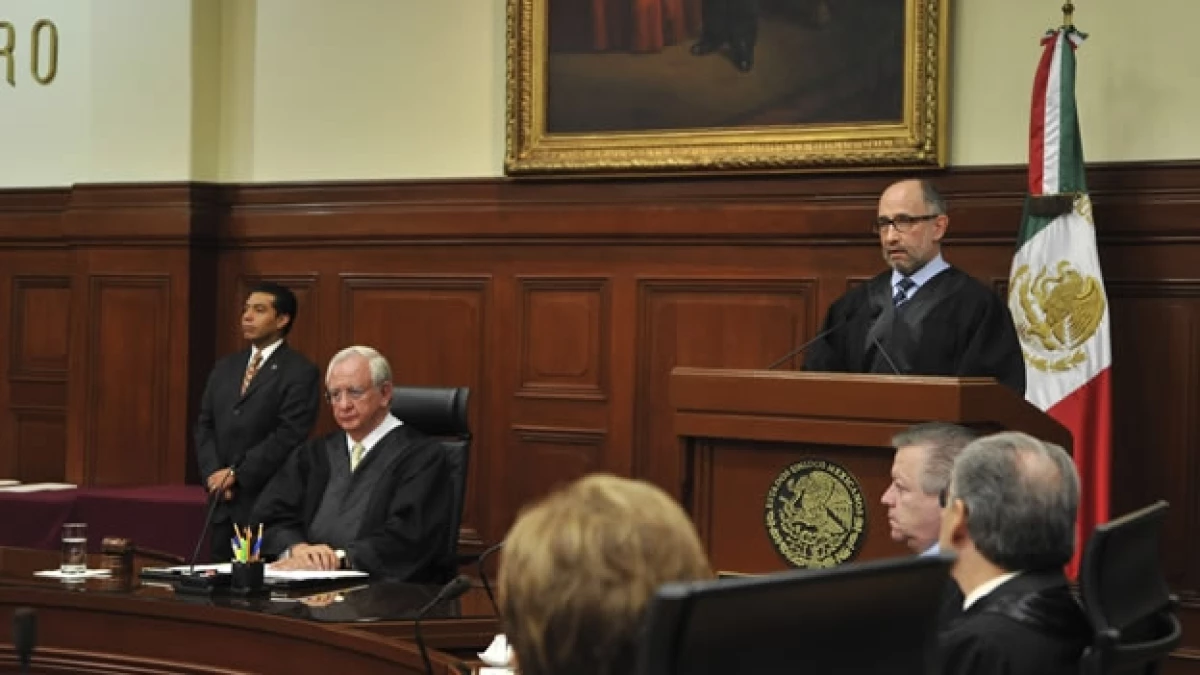 Los ministros de la Suprema Corte de Justicia de la Nación durante una sesión solemne