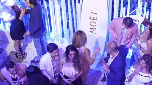 #MoetMoment.